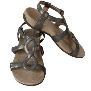 Vionic Jodie Pewter Metallic Leather Arch Support Sandal, Size 6 Wide